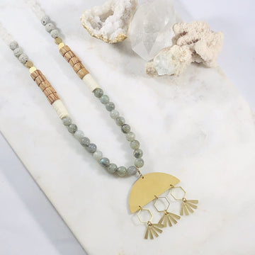 Handmade healing crystal jewelry. This versatile boho necklace offers two ways to wear it.