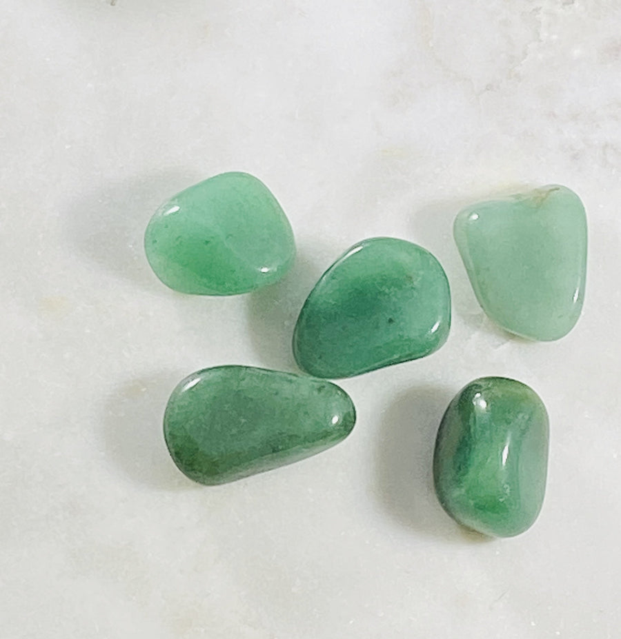 Green Aventurine Healing crystal energy for manifestation of wealth and increasing luck