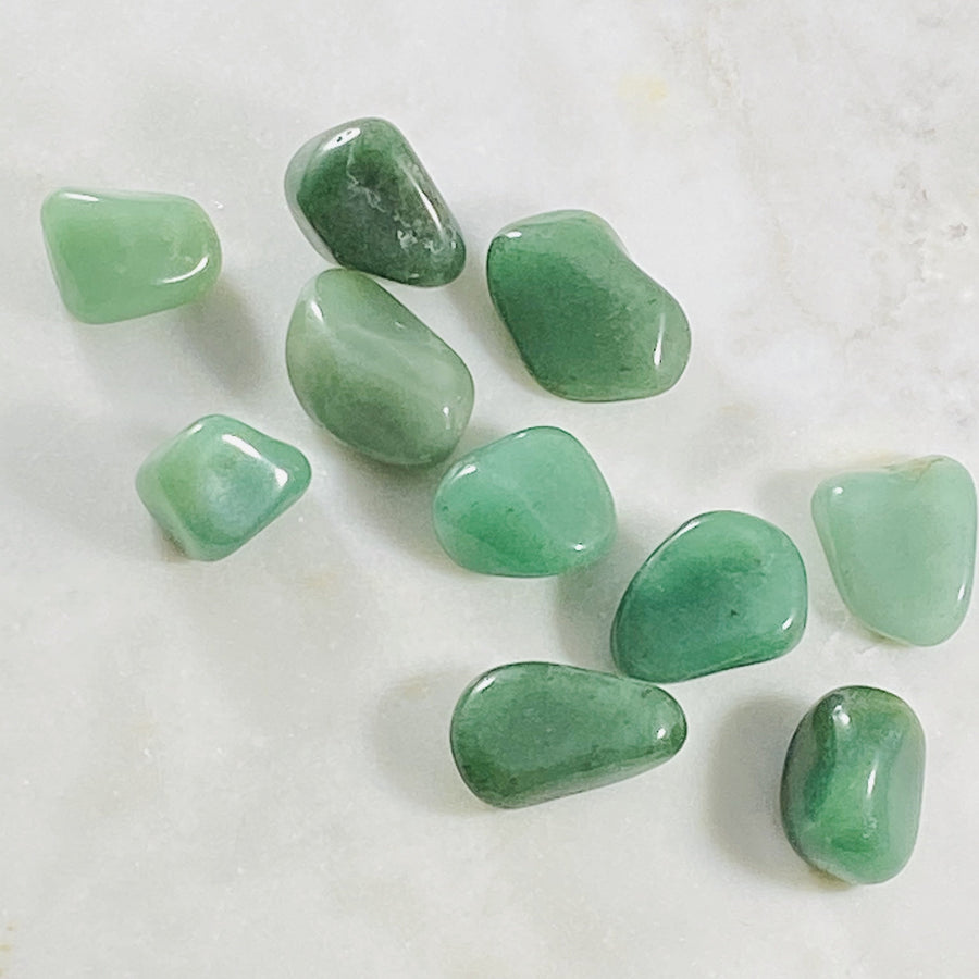 Green Aventurine Healing crystal energy for manifestation of wealth and increasing luck