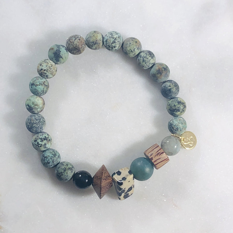 Handmade healing crystal bracelet for aligning with your purpose