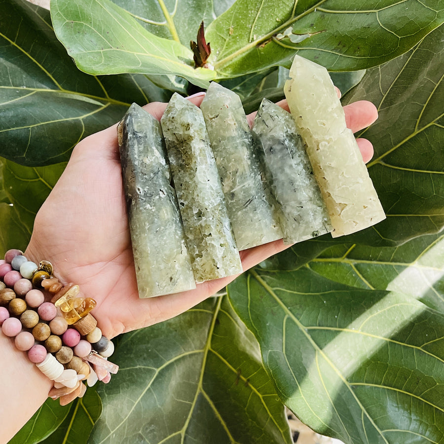 prehnite point for heart and solar plexus from sarah belle