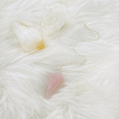 rose quartz pendulum for seeking higher wisdom