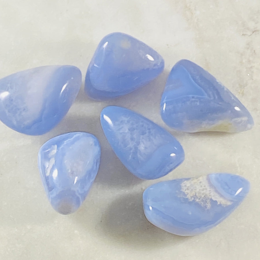 Blue lace agate for calm, peace and tranquil healing energy crystals.