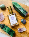 High frequency perfume bottled in the USA by Sarah Belle, the Dreamer crystal-infused eau de parfum features the frequencies amethyst, ruby zoisite and moss agate, and carries the energy of inspiration aligning your heart and mind to follow a higher calling. Perfect for crystal lovers and makes the perfect gift.