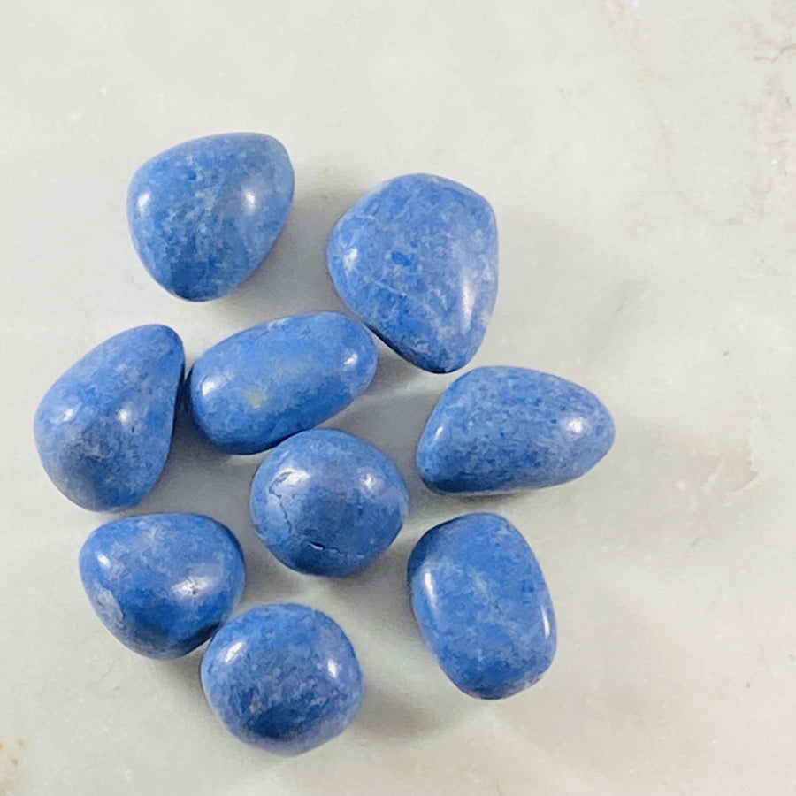 Dumortierite tumbled stones, ideal for patience and calm in adverse situations