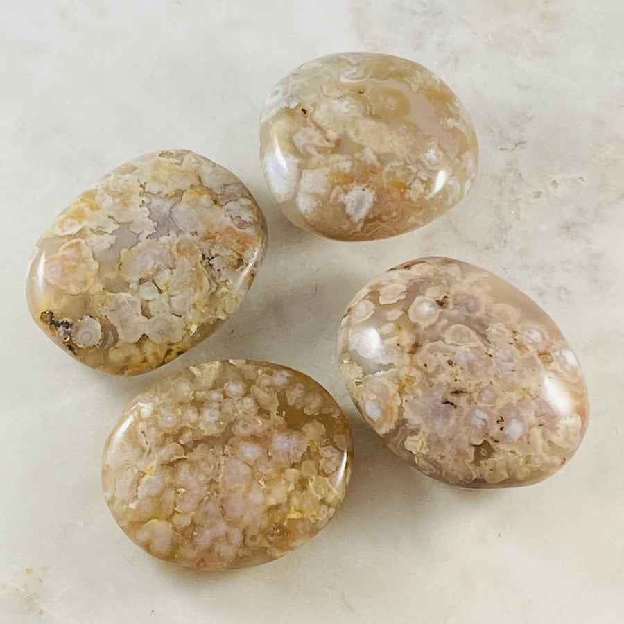 Flower agate for nourishing your dreams