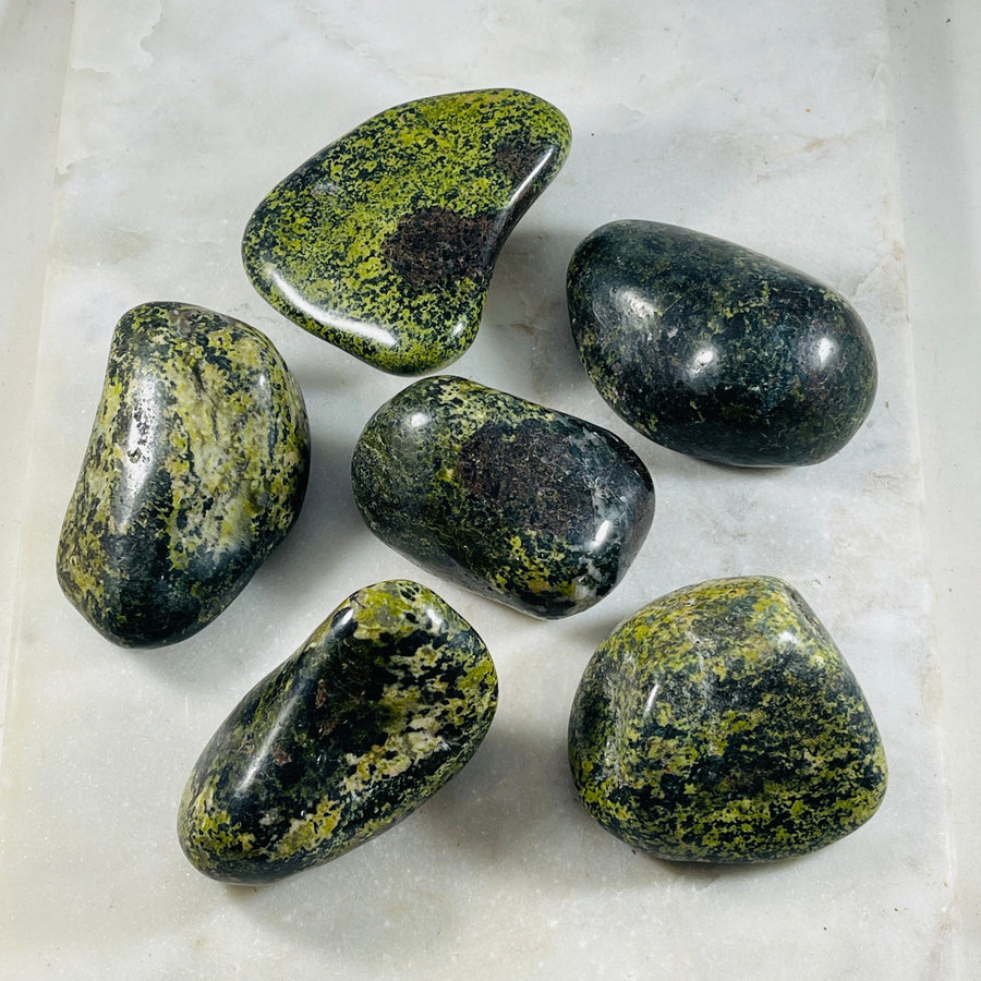sarah belle nephrite jade palm stone