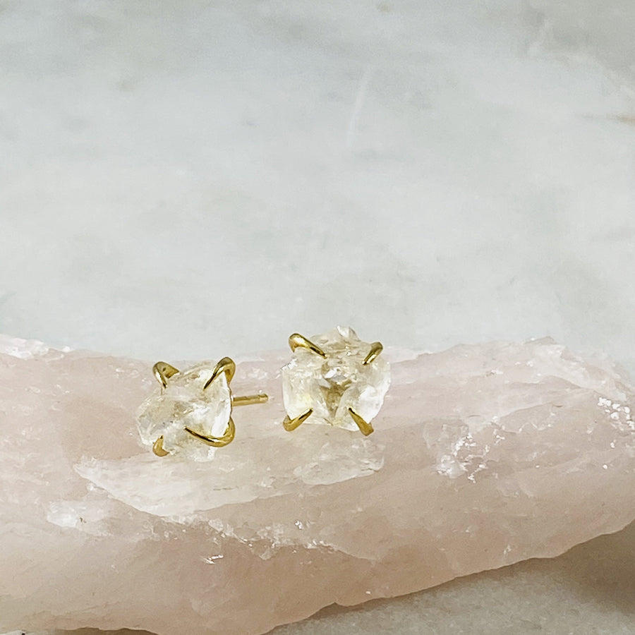 Quartz crystal stud earrings with gold