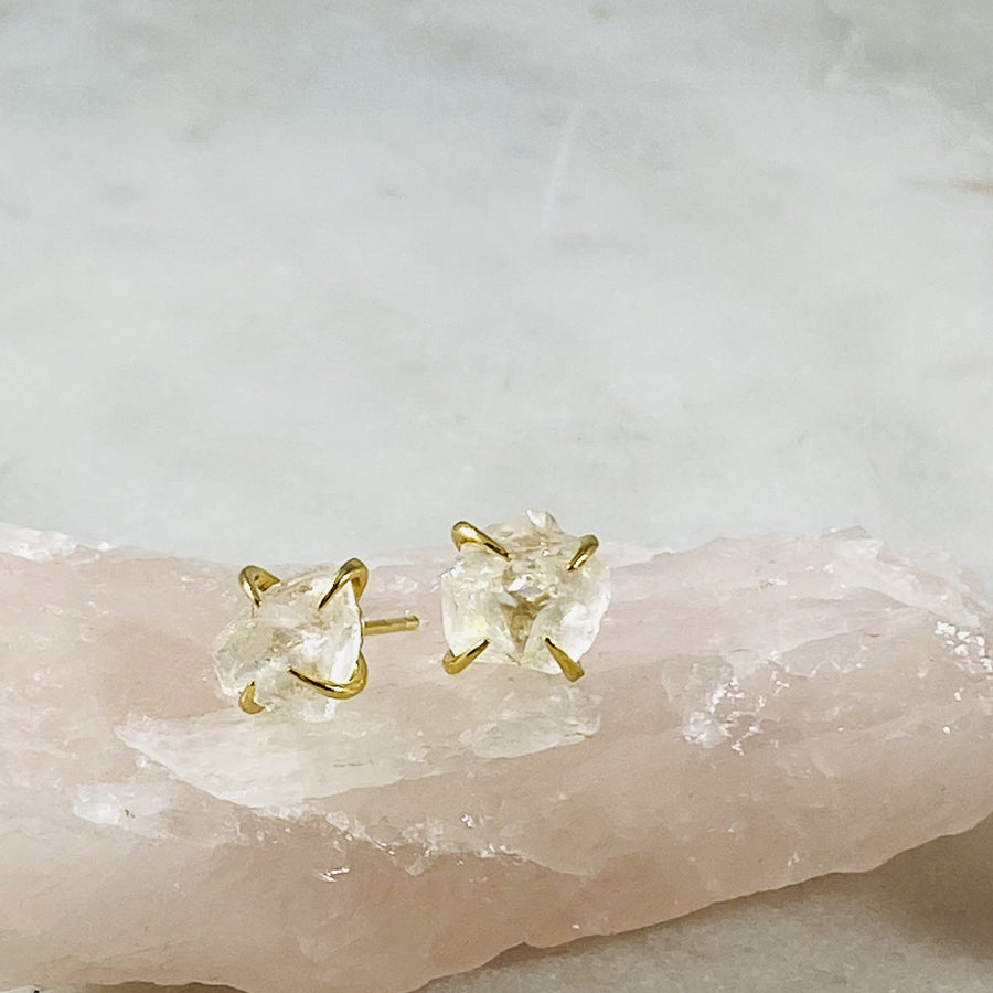 Quartz crystal stud earrings with gold