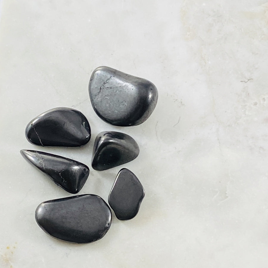 Shungite tumbled stone for healing and protection